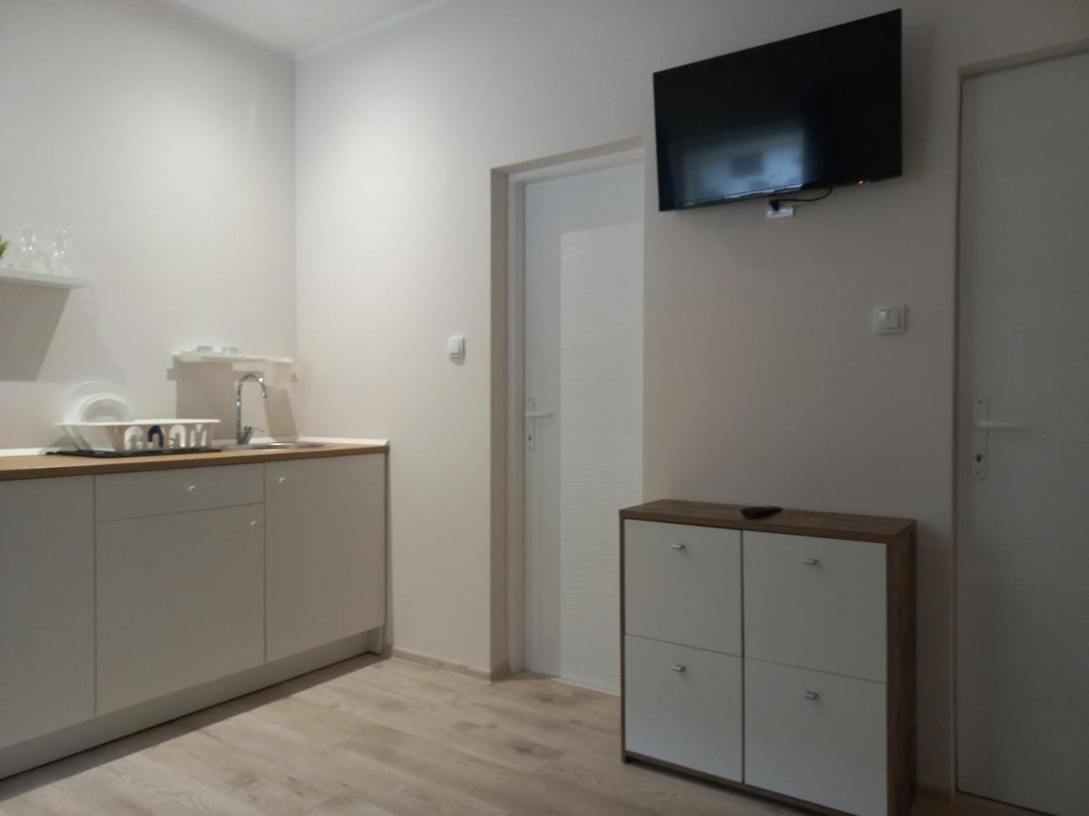 Apartamento Kod Velikih Tuja Melenci Exterior foto